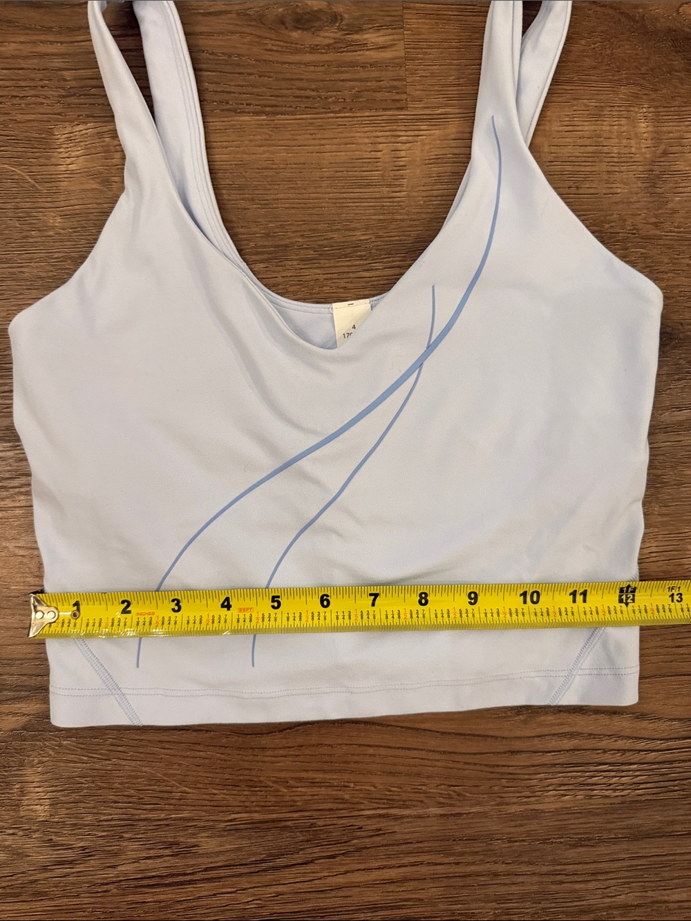 lululemon RARE Fluid Graphic Light Blue Cropped Sports Bra Tank Size 4 - Picture 3 of 6